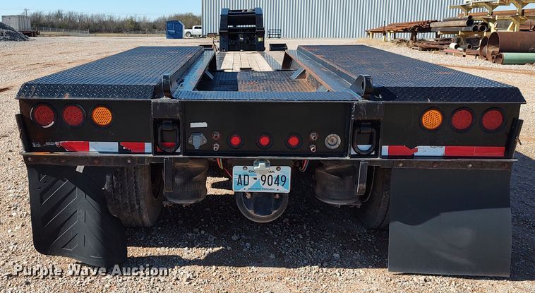 image for item LK9344 2011 Eager Beaver 55GSL  lowboy equipment trailer