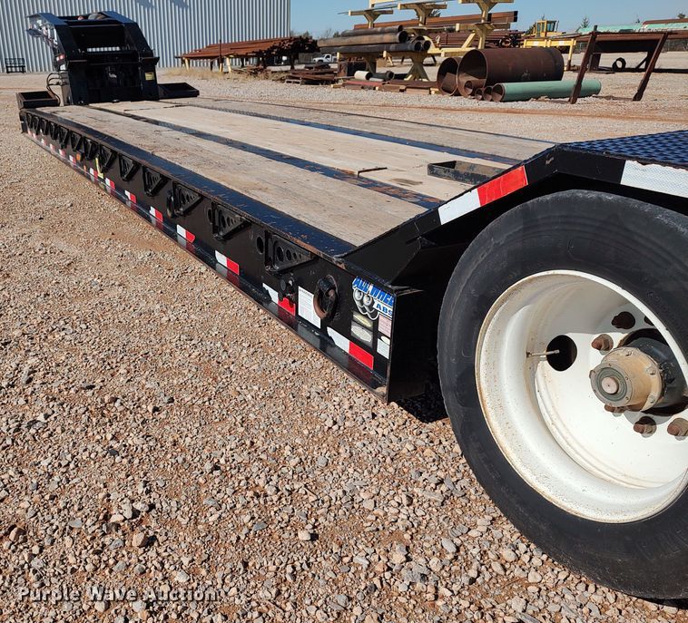 image for item LK9344 2011 Eager Beaver 55GSL  lowboy equipment trailer