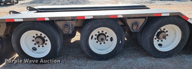 image for item LK9344 2011 Eager Beaver 55GSL  lowboy equipment trailer