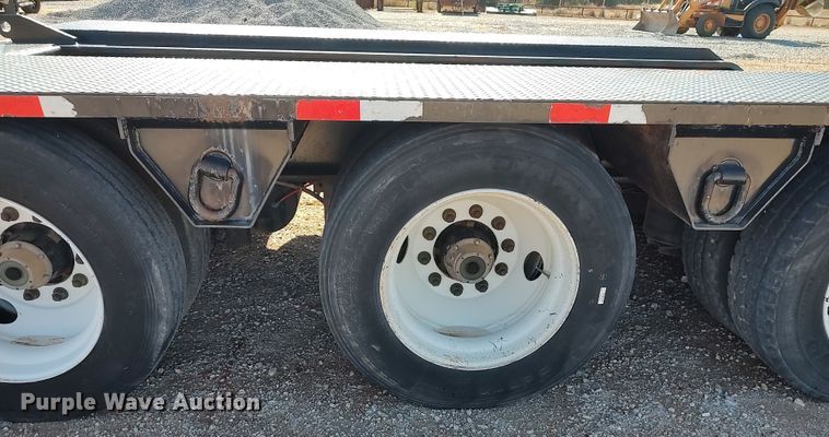 image for item LK9344 2011 Eager Beaver 55GSL  lowboy equipment trailer