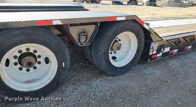 image for item LK9344 2011 Eager Beaver 55GSL  lowboy equipment trailer