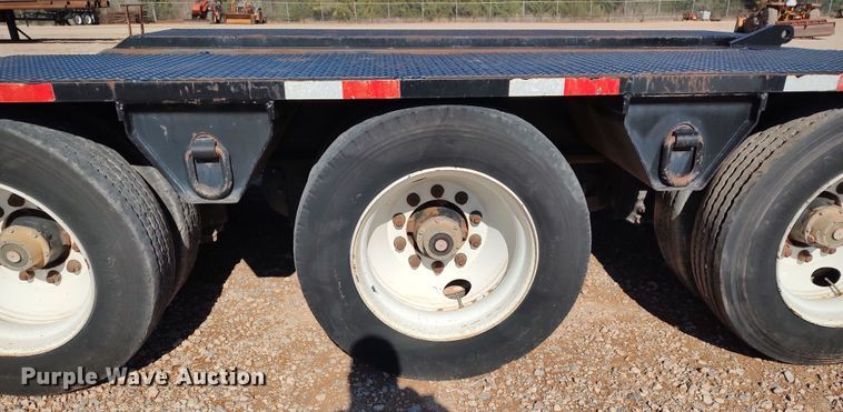 image for item LK9344 2011 Eager Beaver 55GSL  lowboy equipment trailer