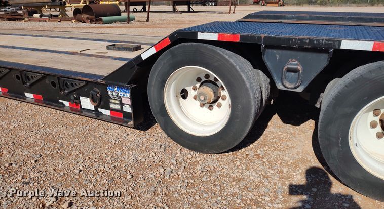 image for item LK9344 2011 Eager Beaver 55GSL  lowboy equipment trailer