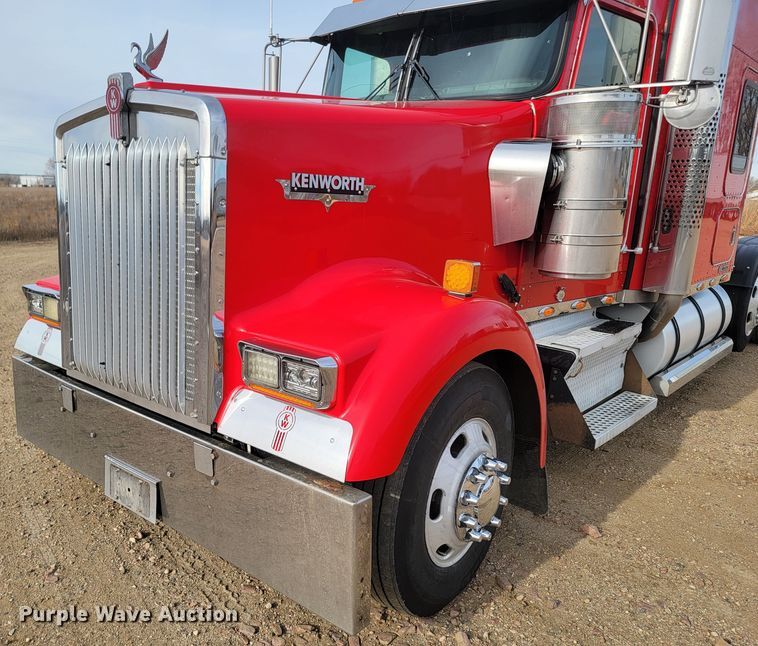 image for item LL9754 2006 Kenworth W900  semi truck