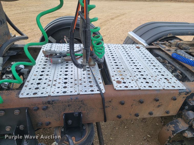 image for item LL9754 2006 Kenworth W900  semi truck