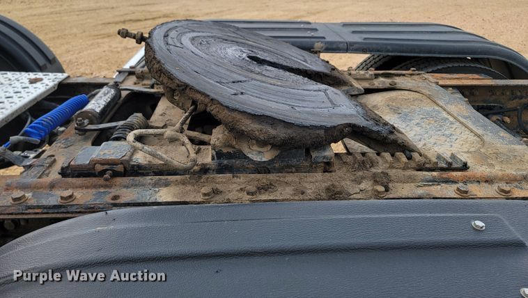 image for item LL9754 2006 Kenworth W900  semi truck