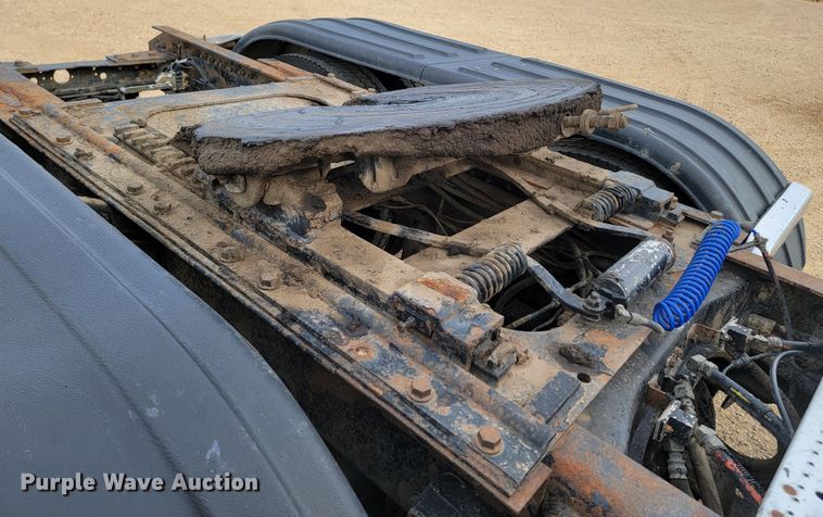 image for item LL9754 2006 Kenworth W900  semi truck