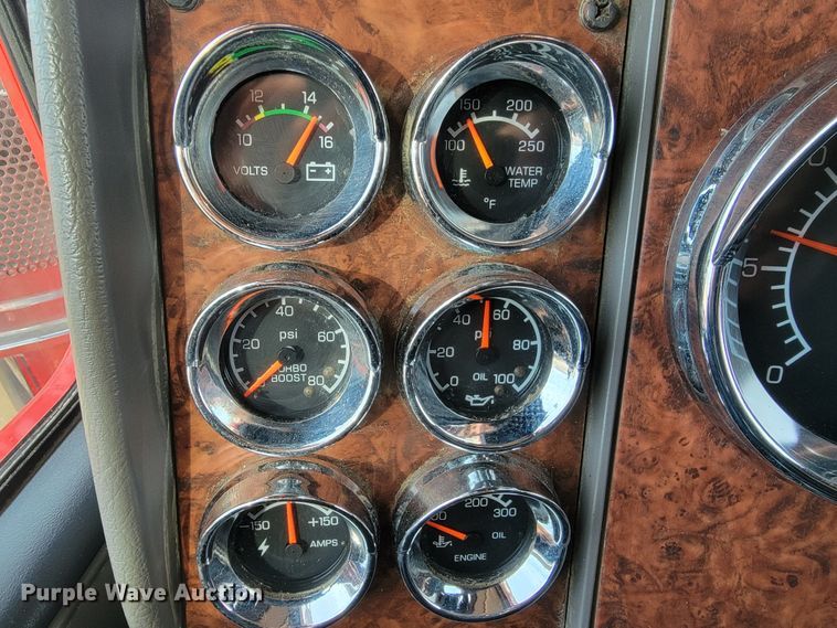 image for item LL9754 2006 Kenworth W900  semi truck