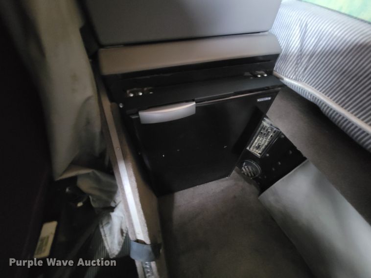 image for item LL9754 2006 Kenworth W900  semi truck