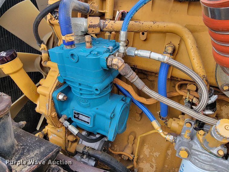 image for item LL9754 2006 Kenworth W900  semi truck