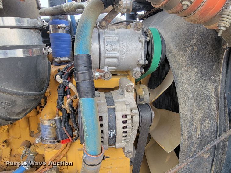 image for item LL9754 2006 Kenworth W900  semi truck