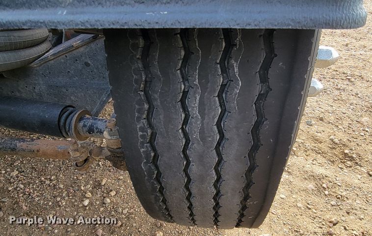 image for item LL9754 2006 Kenworth W900  semi truck