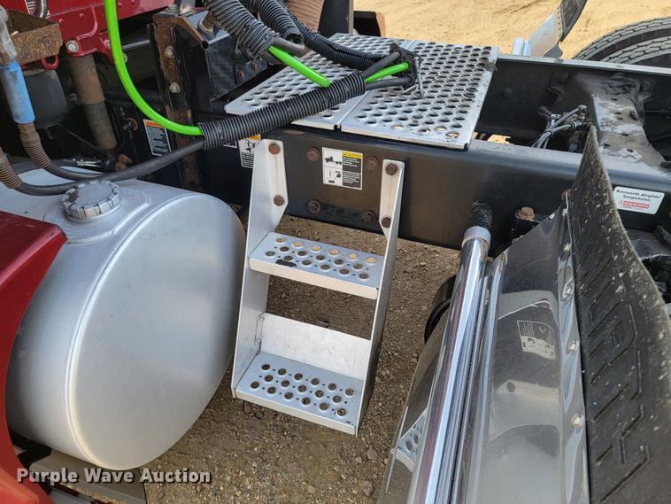 image for item LL9755 2016 Kenworth T680  semi truck