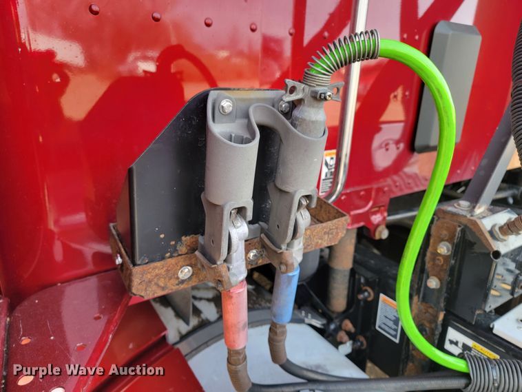 image for item LL9755 2016 Kenworth T680  semi truck