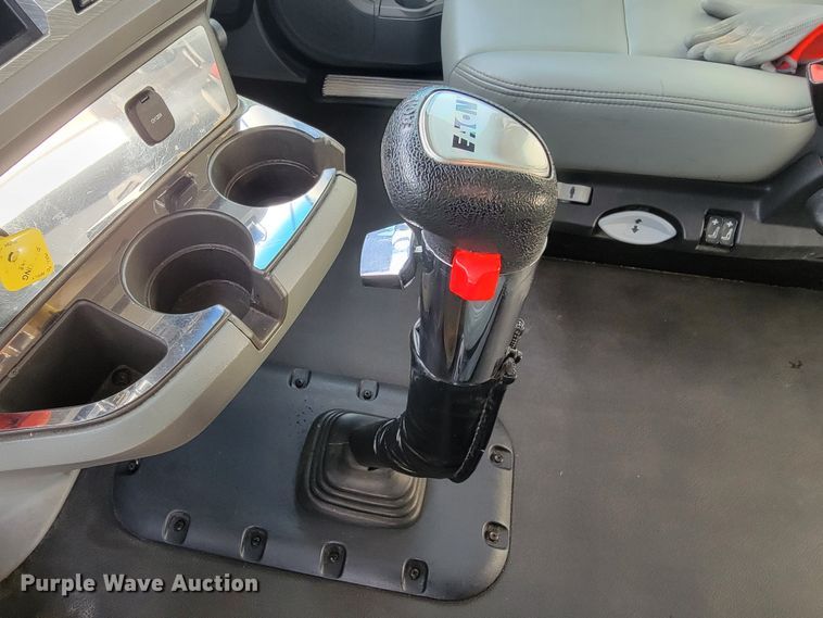 image for item LL9755 2016 Kenworth T680  semi truck