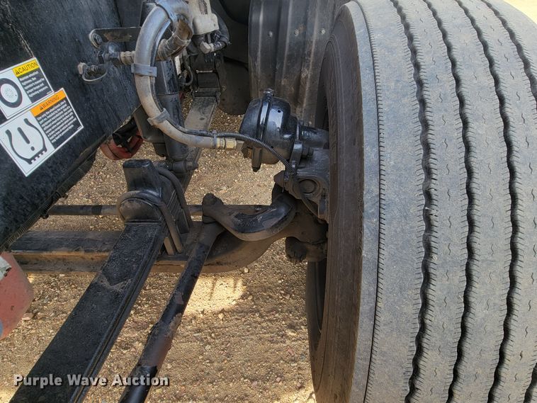 image for item LL9755 2016 Kenworth T680  semi truck