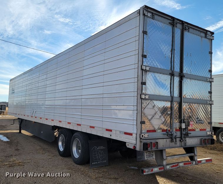 image for item LL9757 2016 Utility 300R refrigerated van trailer