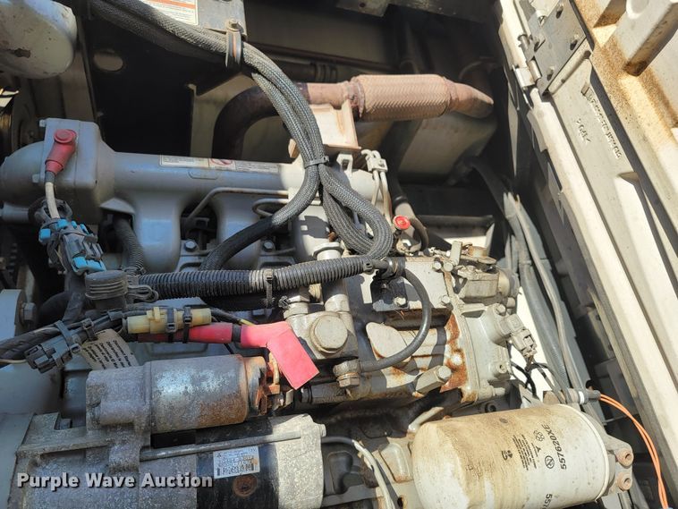 image for item LL9757 2016 Utility 300R refrigerated van trailer