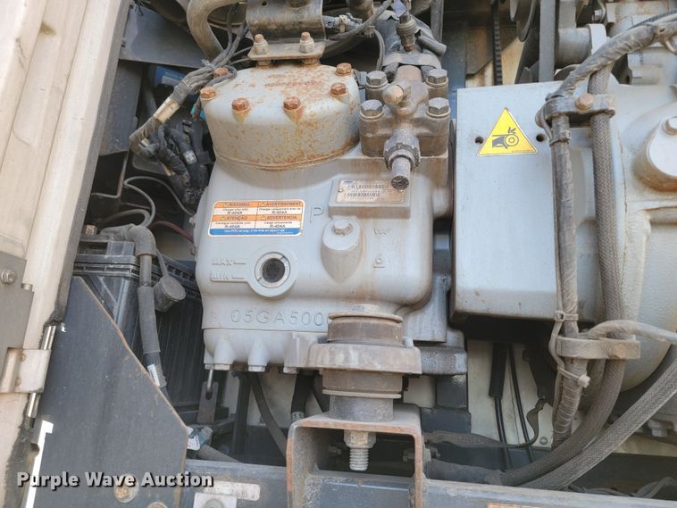 image for item LL9757 2016 Utility 300R refrigerated van trailer