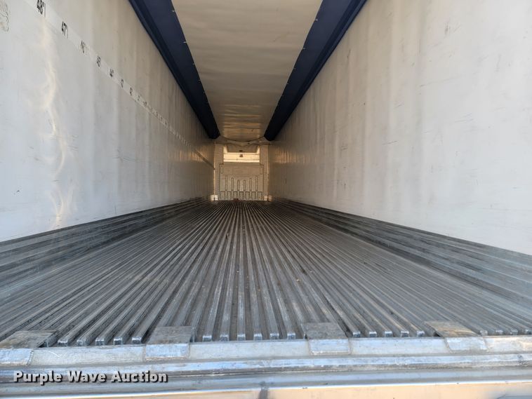 image for item LL9758 2014 Utility 3000R refrigerated van trailer