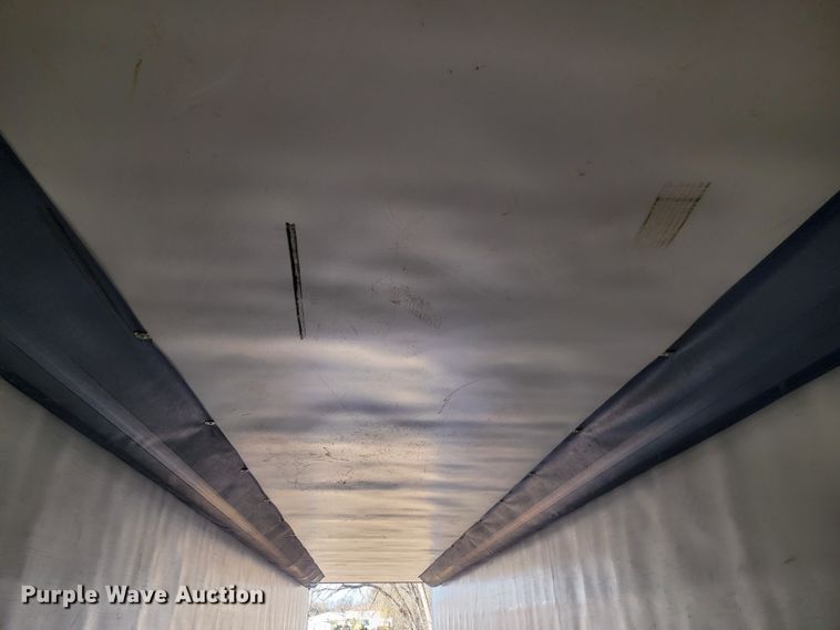 image for item LL9758 2014 Utility 3000R refrigerated van trailer