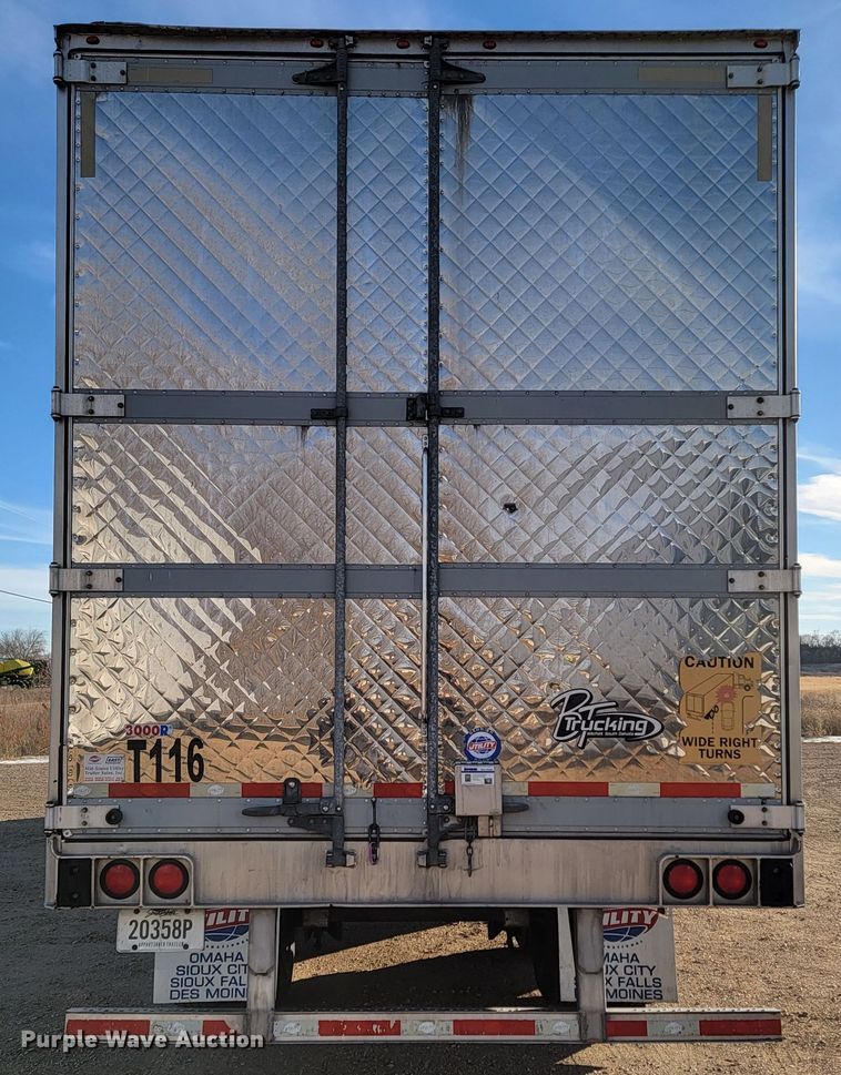 image for item LL9759 2014 Utility 300R refrigerated van trailer