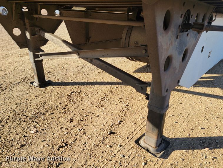 image for item LL9759 2014 Utility 300R refrigerated van trailer