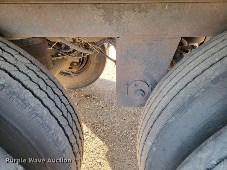 image for item LL9759 2014 Utility 300R refrigerated van trailer