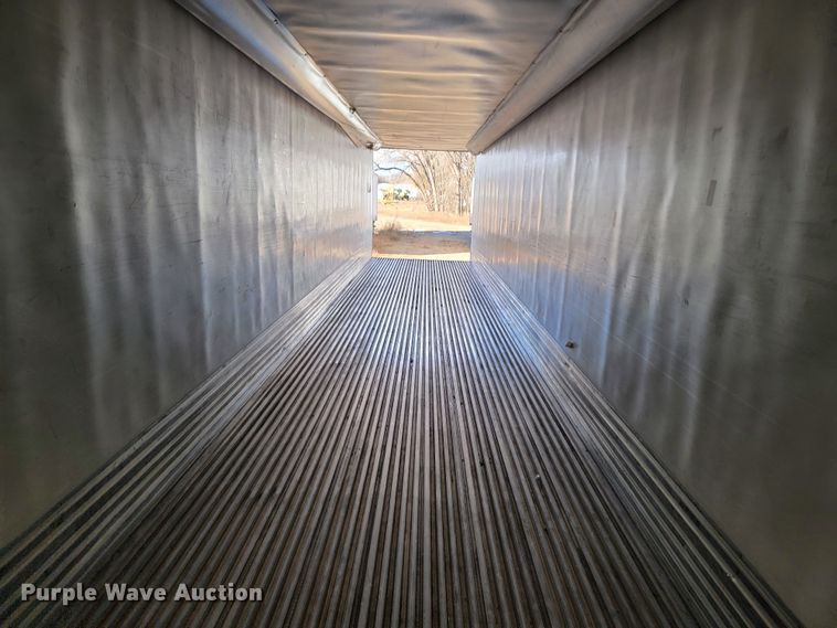 image for item LL9759 2014 Utility 300R refrigerated van trailer