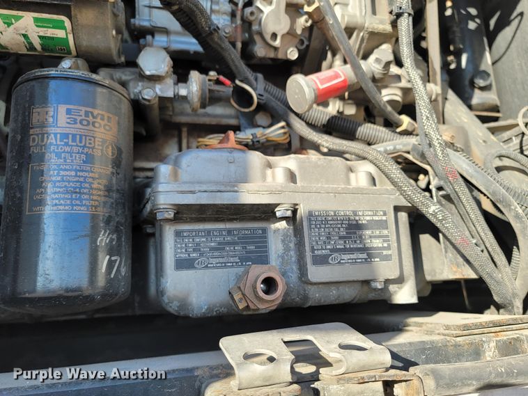 image for item LL9759 2014 Utility 300R refrigerated van trailer