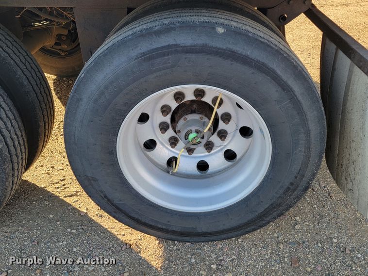 image for item LL9759 2014 Utility 300R refrigerated van trailer