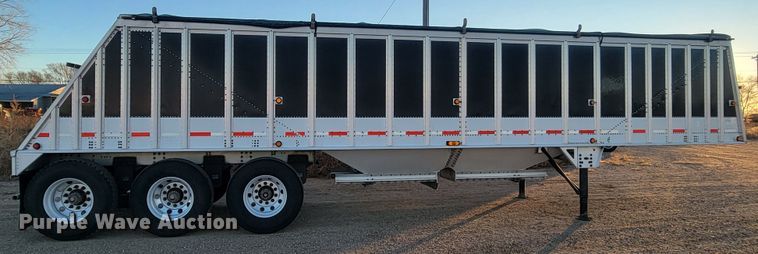 image for item LL9761 2008 Cornhusker grain trailer