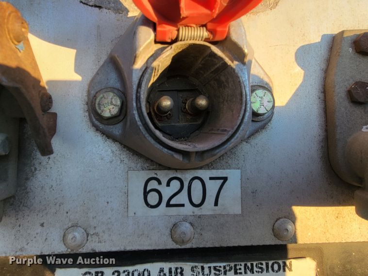 image for item LL9761 2008 Cornhusker grain trailer