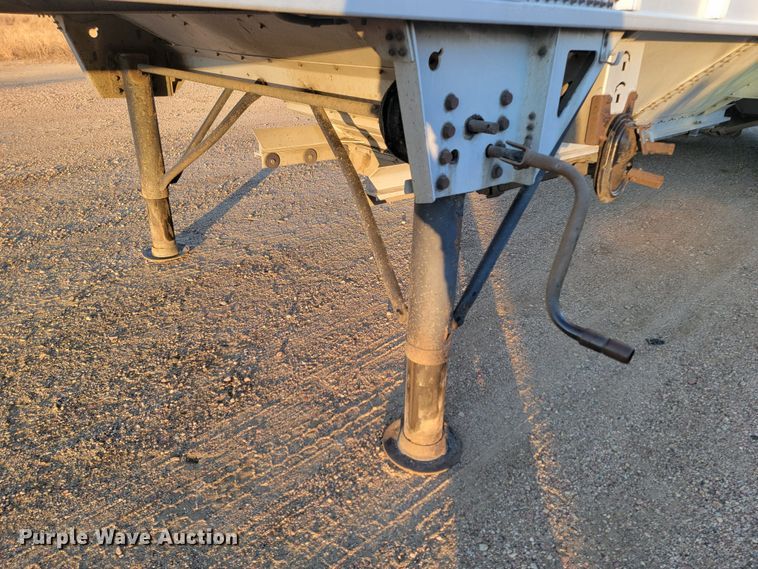 image for item LL9761 2008 Cornhusker grain trailer