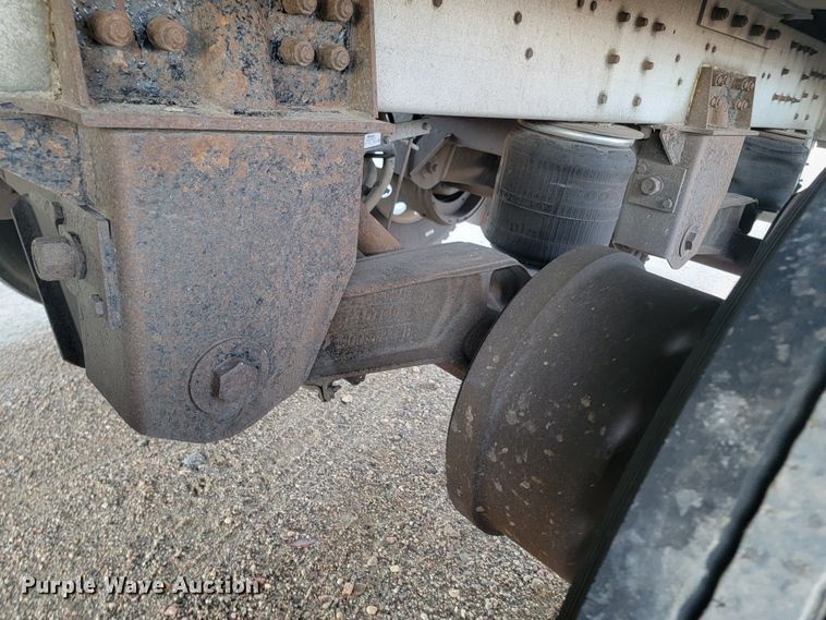 image for item LL9761 2008 Cornhusker grain trailer