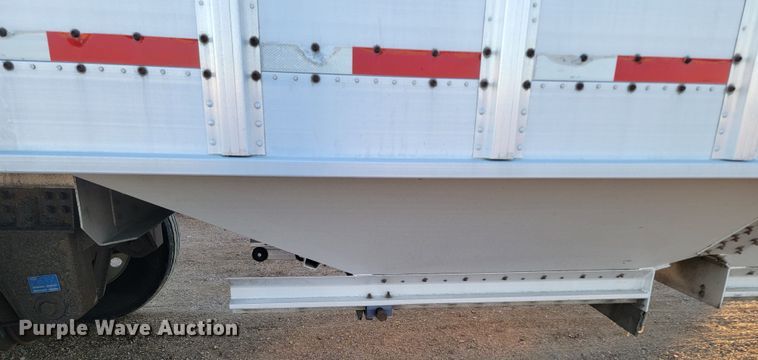 image for item LL9761 2008 Cornhusker grain trailer