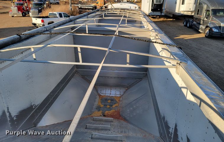 image for item LL9761 2008 Cornhusker grain trailer