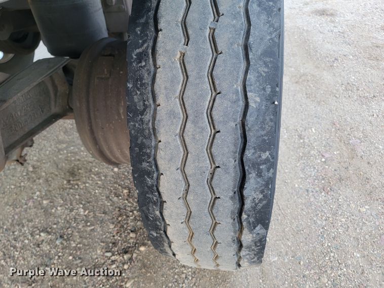 image for item LL9761 2008 Cornhusker grain trailer