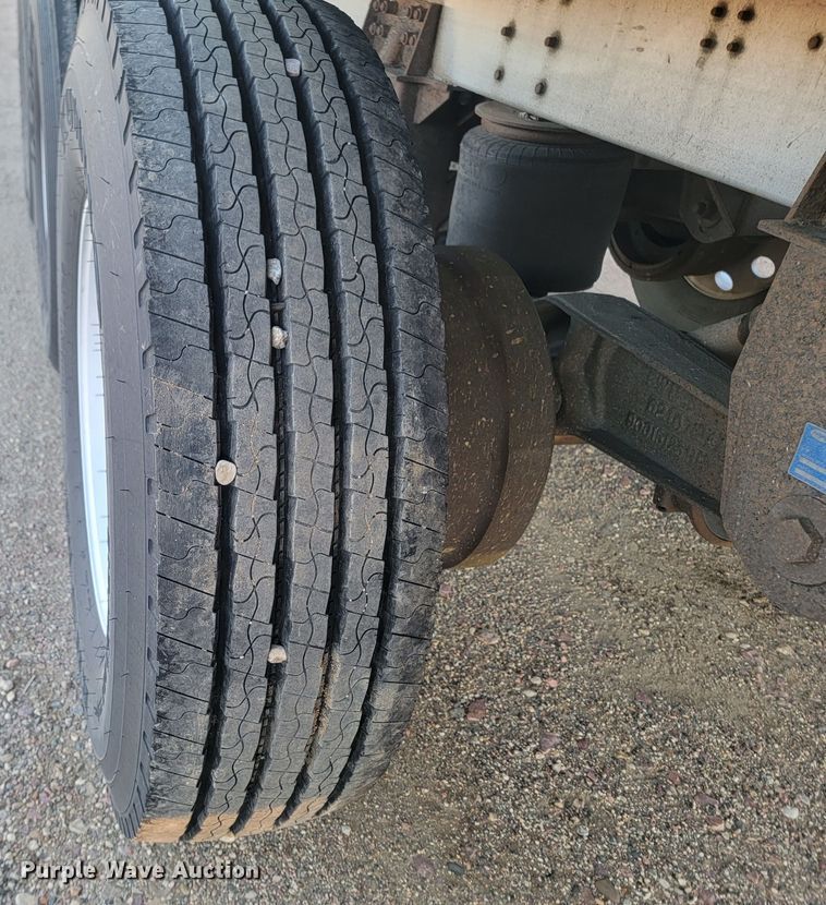 image for item LL9761 2008 Cornhusker grain trailer