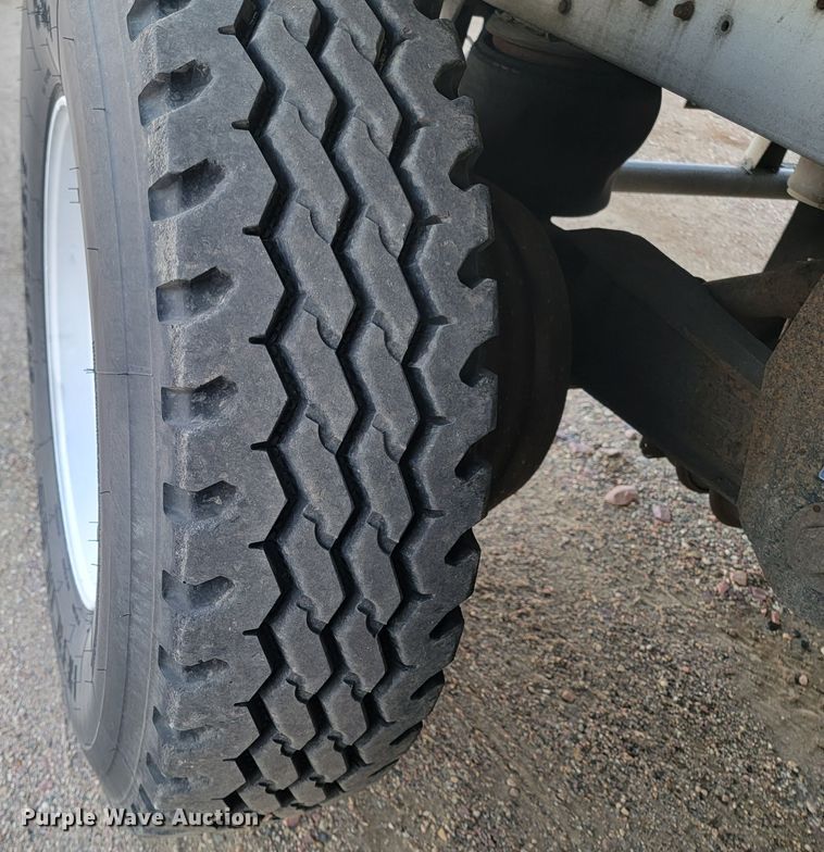 image for item LL9761 2008 Cornhusker grain trailer