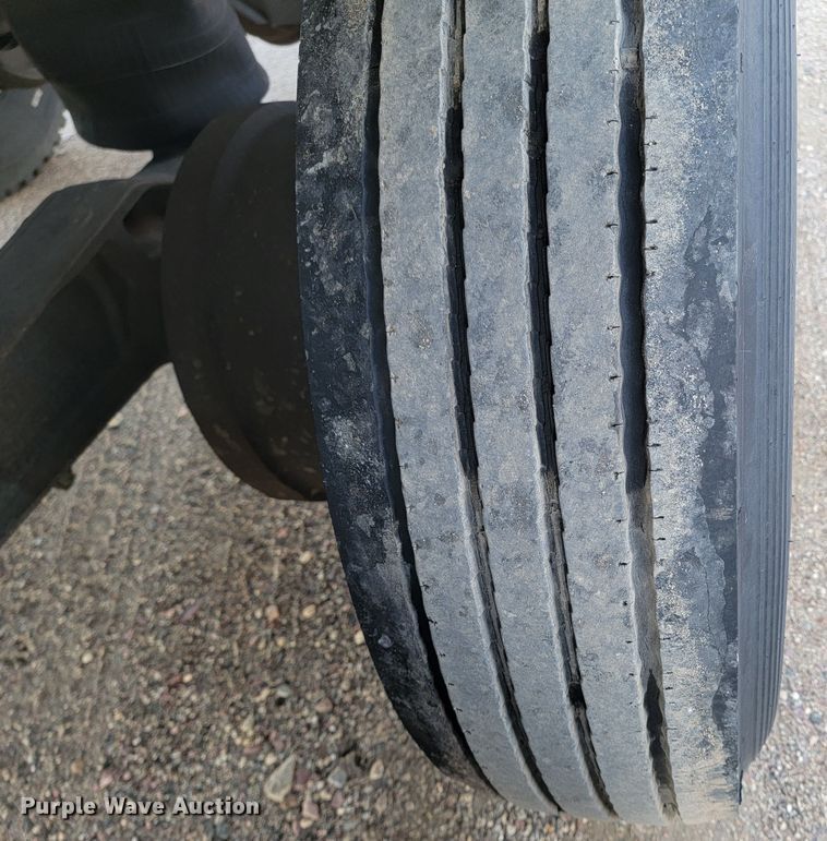 image for item LL9761 2008 Cornhusker grain trailer