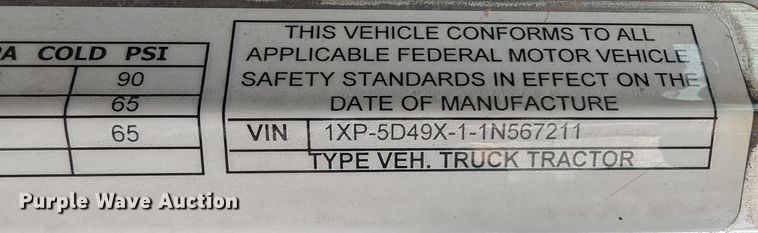 image for item LP9000 2001 Peterbilt 379  semi truck