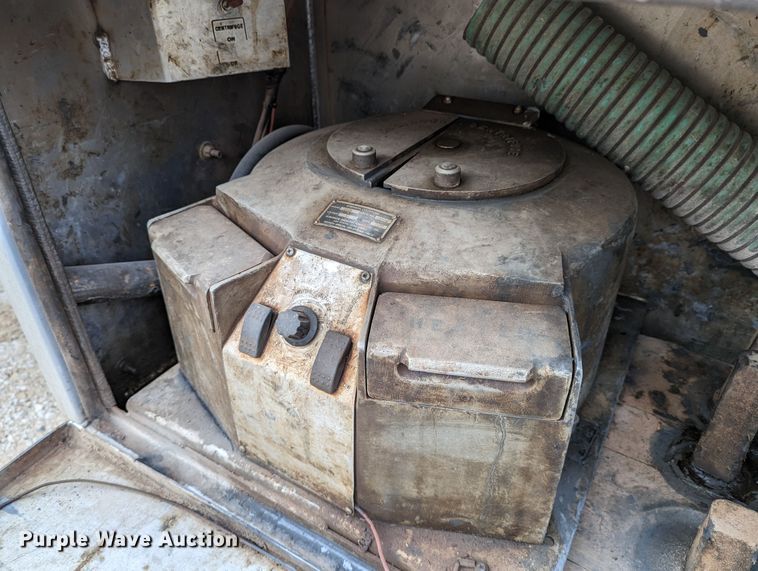 image for item LP9106 2012 TyTal 2BBL  tank trailer