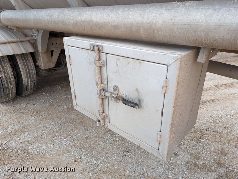 image for item LP9106 2012 TyTal 2BBL  tank trailer