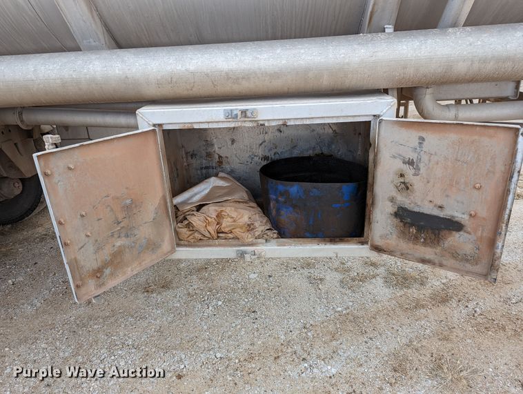 image for item LP9106 2012 TyTal 2BBL  tank trailer