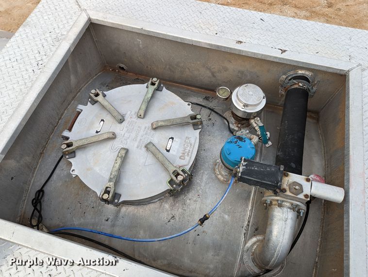 image for item LP9106 2012 TyTal 2BBL  tank trailer