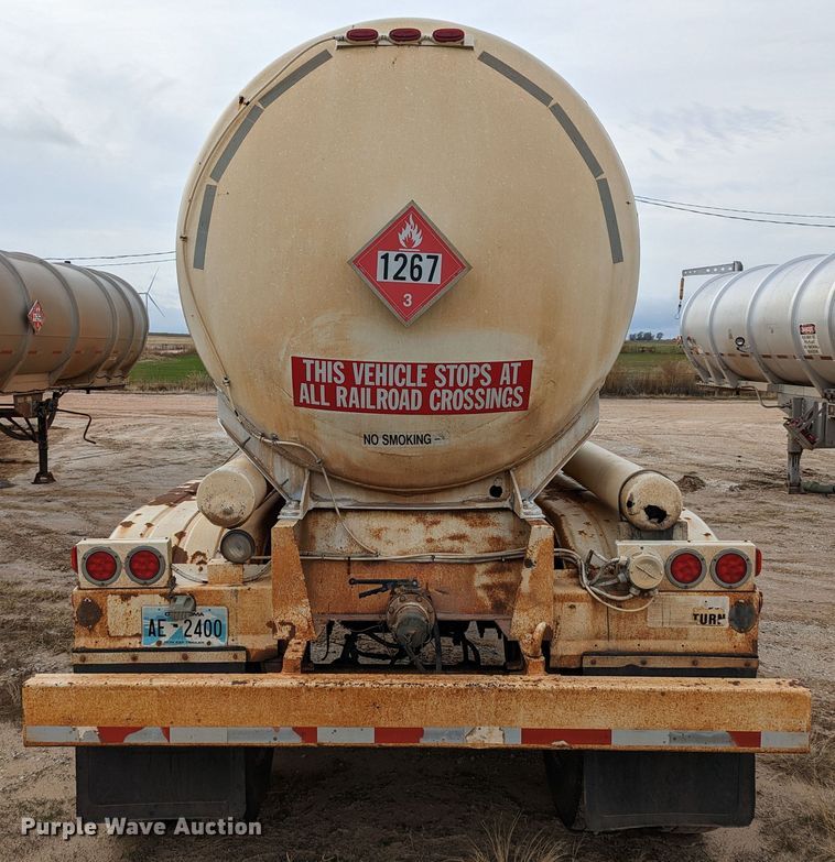 image for item LP9107 1987 VIM  tank trailer