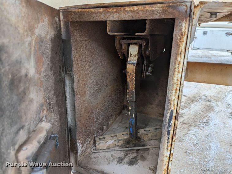 image for item LP9107 1987 VIM  tank trailer