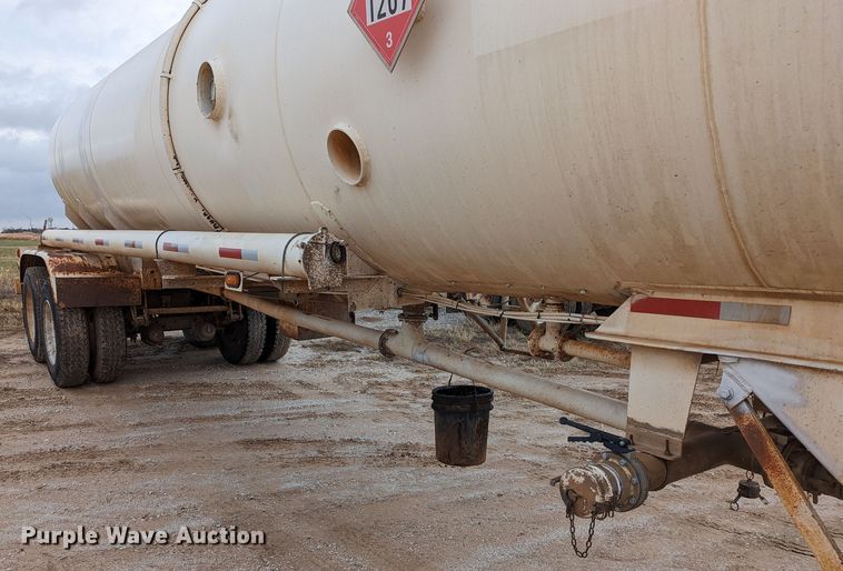 image for item LP9107 1987 VIM  tank trailer