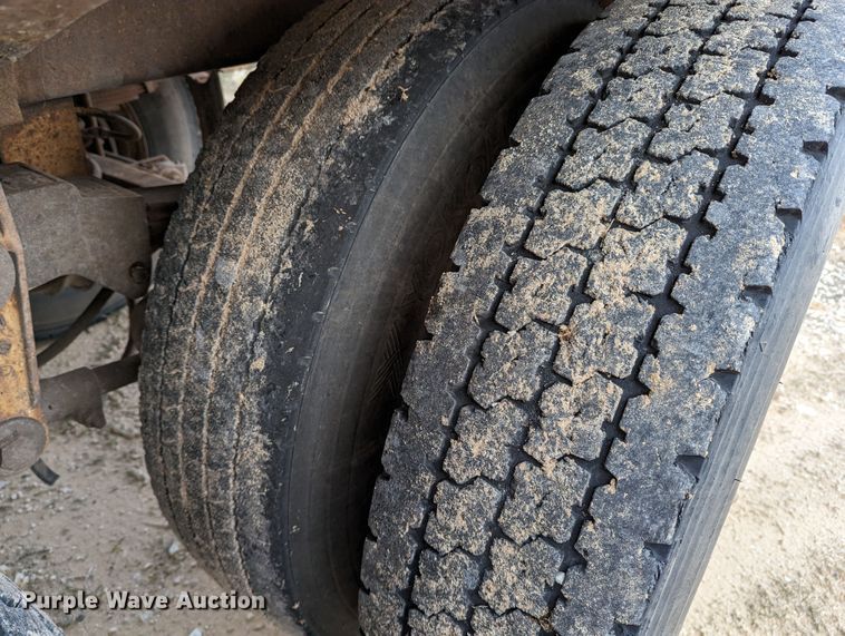 image for item LP9107 1987 VIM  tank trailer